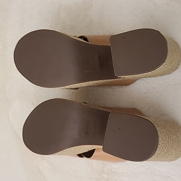 NIB Schutz Platform Wedge/Heel Size 8 - Picture 6 of 7